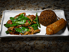 A4. CHICKEN WITH PEA PODS image